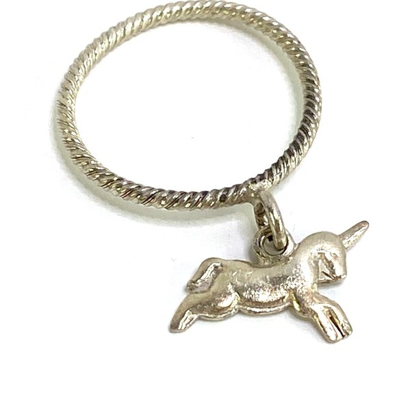 Jewelry - Sterling Silver Charm twisted metal ring Unicorn animal Sz 5 boho dangle horse